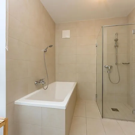 Apartament Goebel By Schladming Haus im Ennstal